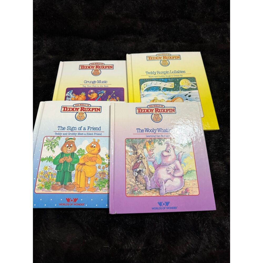 TEDDY RUXPIN lot of 4 books and 4 cassettes wooly what's it sign of a friend